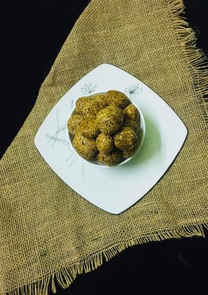 তিলের লাড্ডু রেসিপির প্রধান ছবি