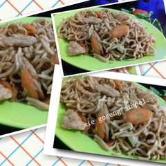 รูปของ Mie goreng otak2 simpel.
