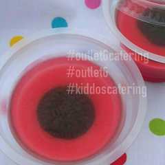 Mini oreo strawberry pudding lapis রেসিপির প্রধান ছবি