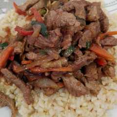 Foto principal de Wok de carne y arroz yamaní!!