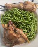 Tallarines verdes con pollo