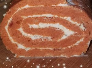 Une photo de Roulé apéritif tomate 🍅 et fromage frais 😋