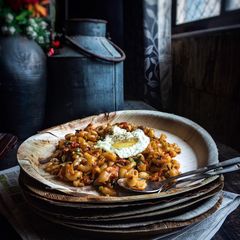 A picture of Macaroni pasta.