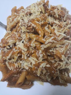 Una foto de Macarrones y champiñones