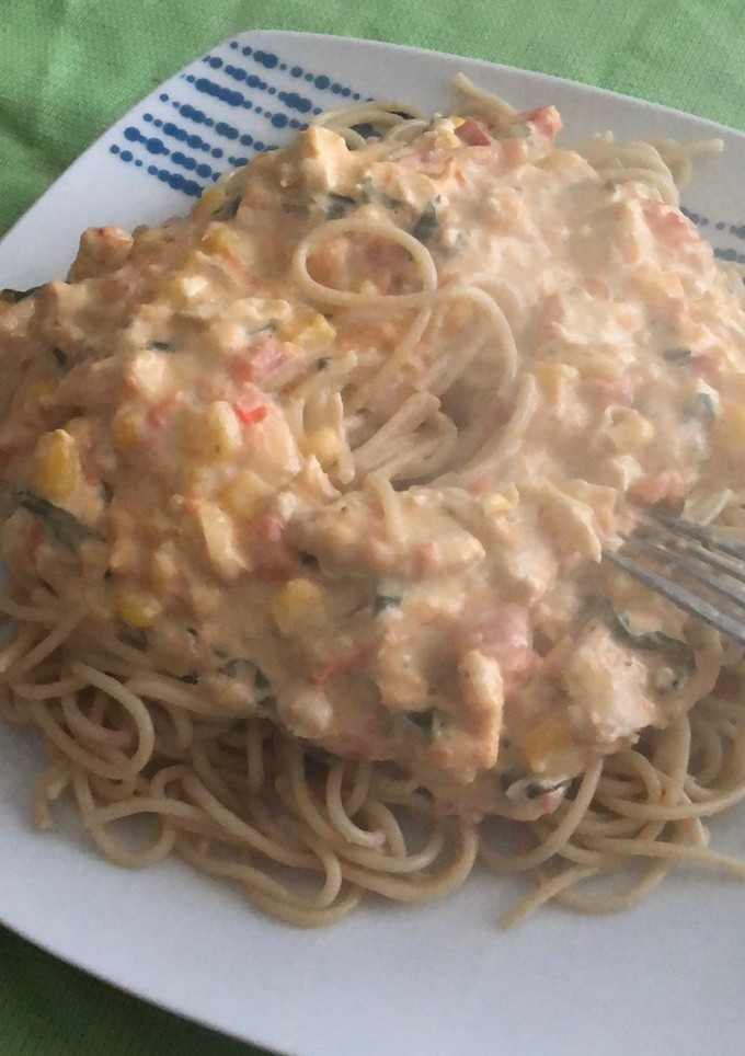 Una foto de Salsa de queso crema con fideos