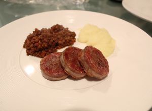Foto di Cotechino artigianale sottovuoto cotto a bassa temperatura