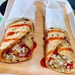 A picture of Veg paneer salad Frankie.