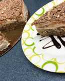 Cheesecake de kit-kat con base de bizcocho de plátano