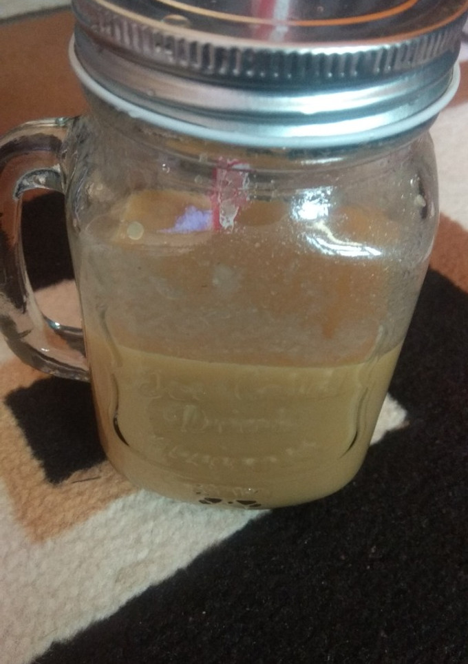 ஆப்பிள் பேரீச்சம்பழம் மில்க் ஷேக் செய்முறை முக்கிய புகைப்படம்