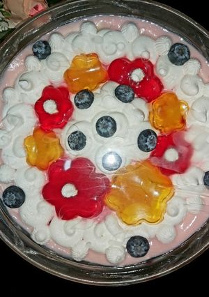 A picture of Fruit Trifle.
