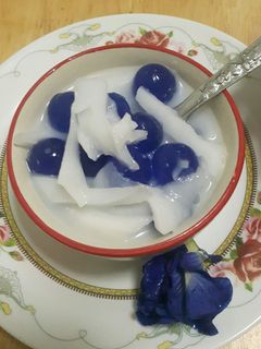 รูปของ วุ้นแก้วไพลิน มะพร้าวอ่อน #มนต์รักขนมไทย