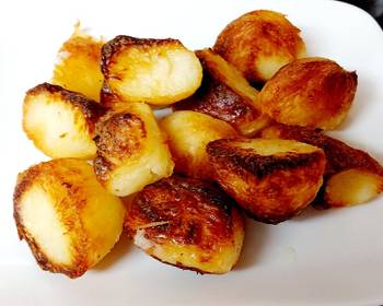 Easy Serving Recipe My Crisp Roast Potatoes Sidedish Practical Delicious