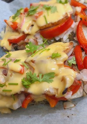 Hình của món Pizza đậu hủ rong biển.