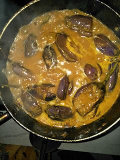 बैंगन मसाला (baingan masala recipe in hindi) रेसिपी मुख्य फोटो