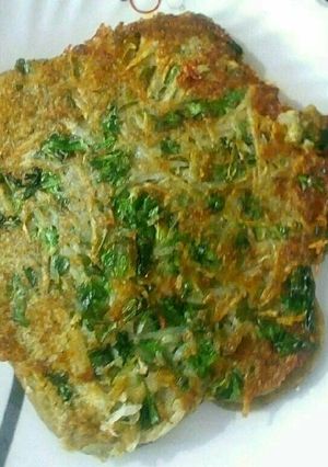 A picture of Double decker daal tawa pizza.
