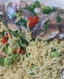 Noodle broccoli fish pepper soup