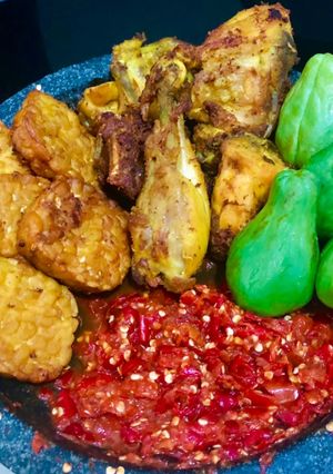 Foto resep Sambal Terasi Mentah bikin Nagih