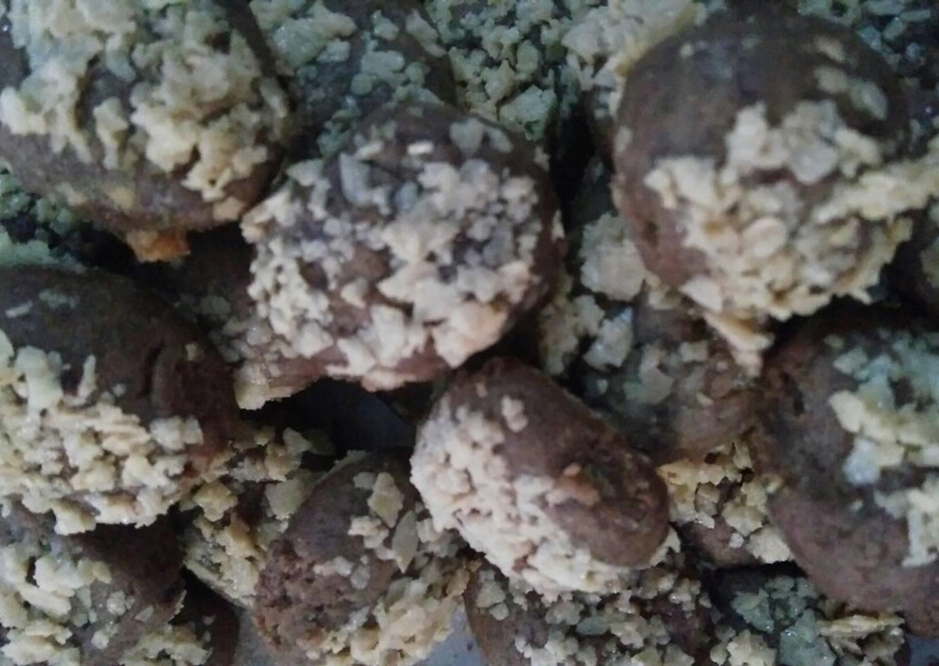 Kuker Kurma Coklat Gandum