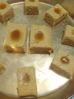 নলেন গুড়ের মাখা সন্দেশ (Nolen gurer makha sandesh recipe in Bengali) রেসিপির প্রধান ছবি