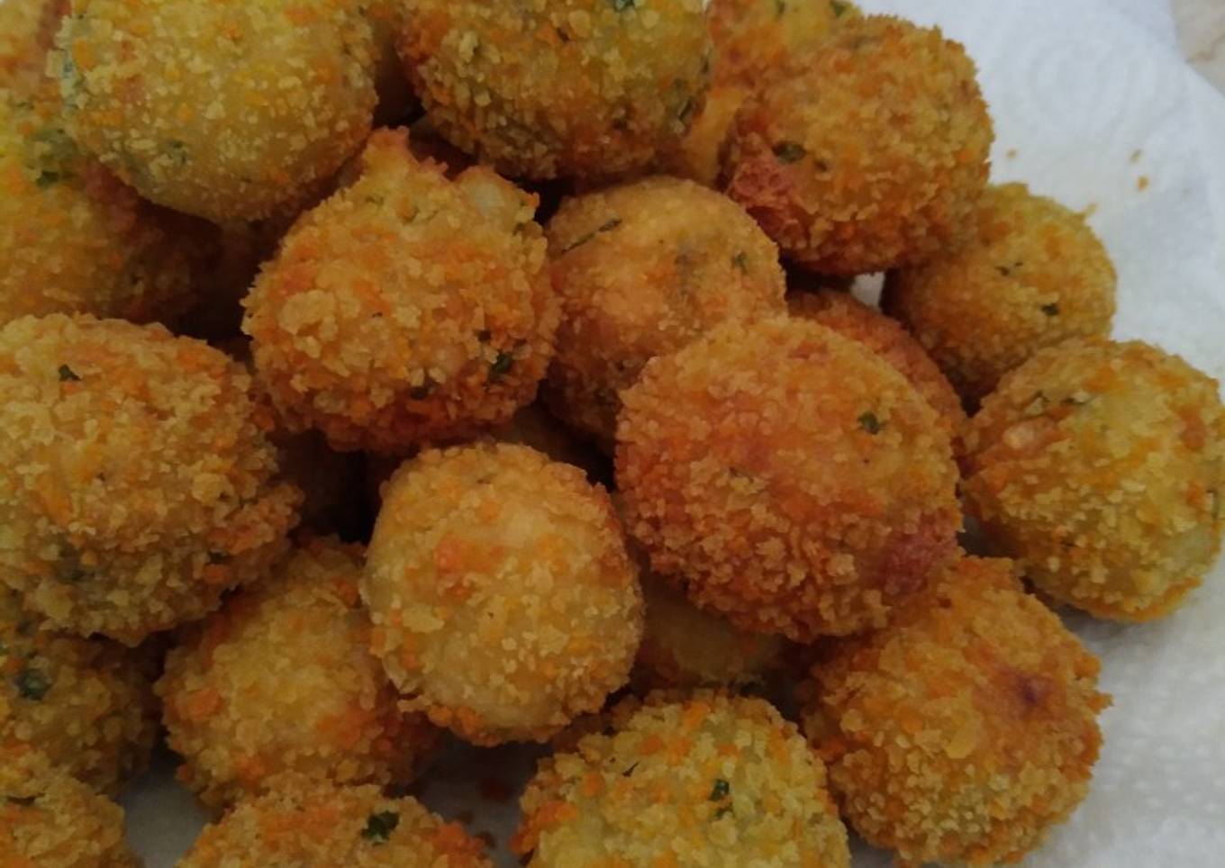Bola-Bola Kentang Bayam Keju