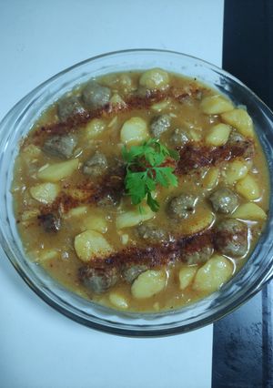Foto principal de Butifarra fresca a la sidra con patatas, airfryer 😋