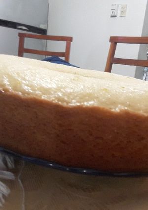 Una foto de Bizcochuelo de limón 🍋