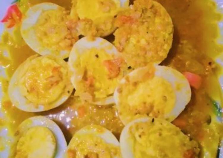 Cara Gampang Menyiapkan Telur Rebus Bumbu Rempah Kuning yang Bisa Manjain Lidah