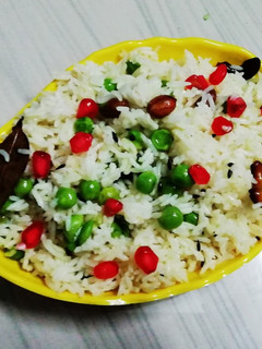 कश्मीरी पुलाव (Kashmiri Pulao Recipe In Hindi) रेसिपी मुख्य फोटो