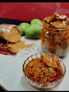 आम का अचार (Aam Ka achar recipe in Hindi) रेसिपी मुख्य फोटो