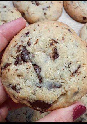 Une photo de Cookies choco noisettes 🍪🍫