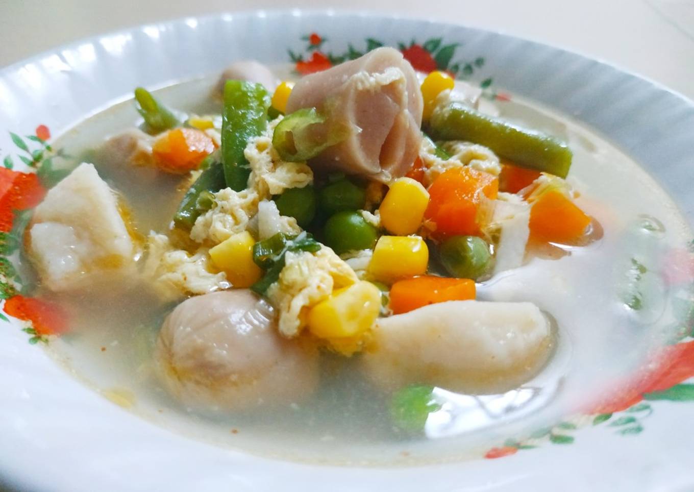 Sup Bakso Sosis Bunga Telor