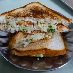 Vegetable grilled sandwiches A picture of Vegetable grilled sandwiches.
