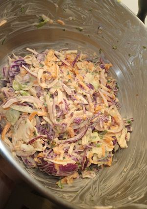 A picture of Coleslaw.