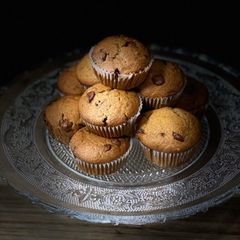 A picture of Banana chocolate chip muffins 🧁.