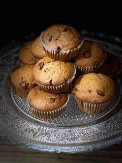 A picture of Banana chocolate chip muffins 🧁.