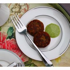 Pakistani Shami Kebabs A picture of Pakistani Shami Kebabs.