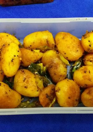 A picture of Smoked Baby Potatoes.