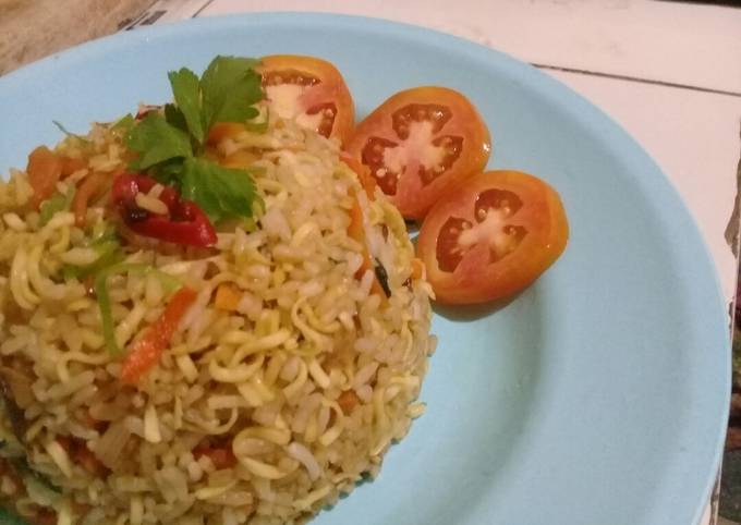 Nasi goreng gila