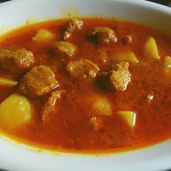 A picture of Soya chunks curry.