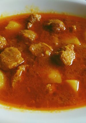 A picture of Soya chunks curry.
