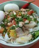 Mì quảng tôm thịt