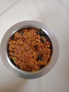 மட்டன் கொத்துக் கறி (Mutton kothu curry recipe in tamil) செய்முறை முக்கிய புகைப்படம்