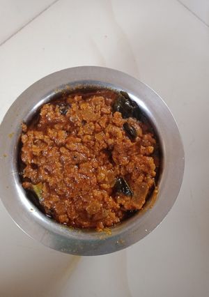 மட்டன் கொத்துக் கறி (Mutton kothu curry recipe in tamil) செய்முறை முக்கிய புகைப்படம்