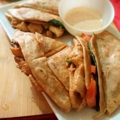A picture of Chicken wraps.