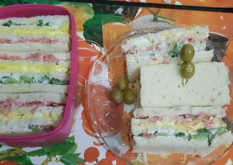 How to Prepare Quick Three layered/three coloured sandwiches#healty food