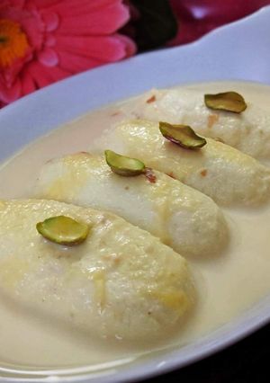 A picture of Malai Chop.