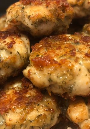Kapros sajtos csirkefasírt :) recept fotója