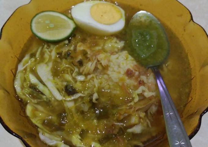 Soto ayam Lamongan ples koya