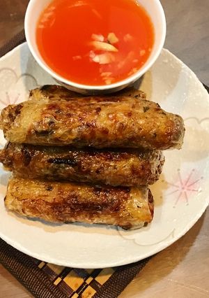 Hình của món Nem rán đơn giản.