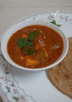 A picture of Shahi Paneer.